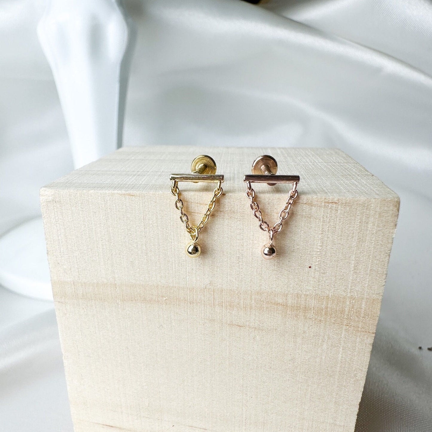 Hidden Helix Simple Dainty Ball Chain Piercing 16g F136 Implant Grade Titanium, flat piercing, helix labret, hidden rook piercing