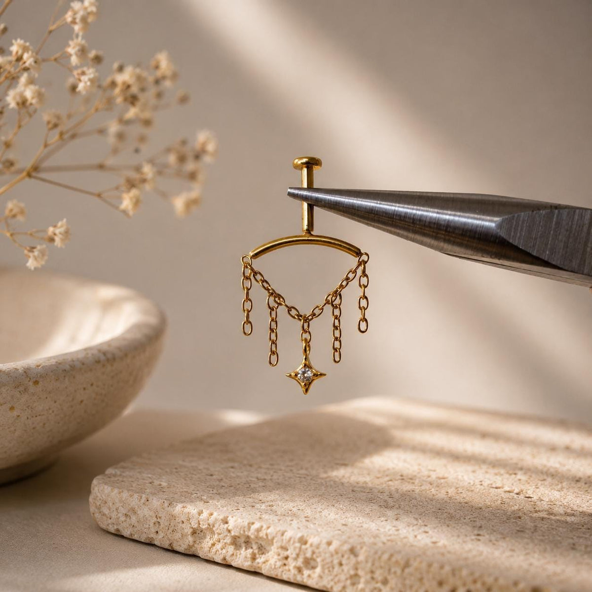 Threadless vertical helix earring with star charm, push pin titanium chain cartilage earring, celestial earrings
