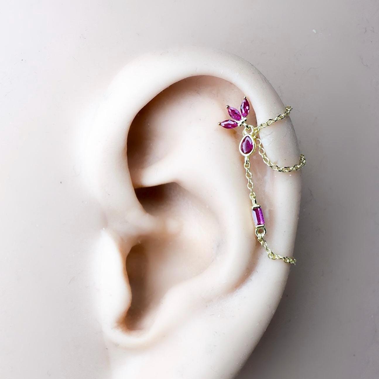 Dainty Triple Chain Pink Ruby CZ Helix Piercing, cartilage piercing 20g, hoop huggies, body piercing, chain earrings, helix hoops