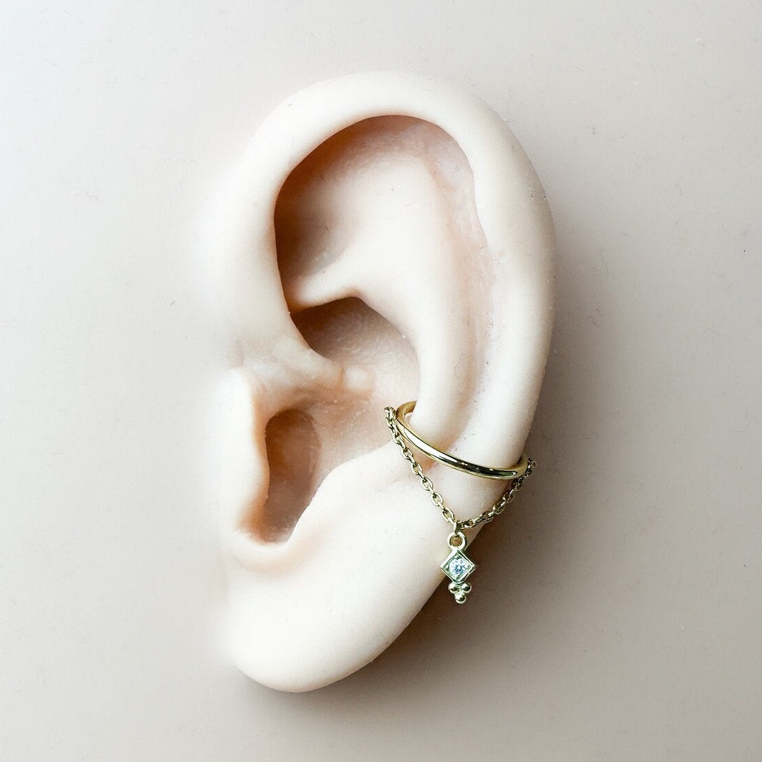 16g 18g 6mm 8mm 10mm 12mm Lena Charm Implant Grade F136 Titanium Chain Gem Hoop conch, piercing, conch hoop, gold hoop, silver hoop