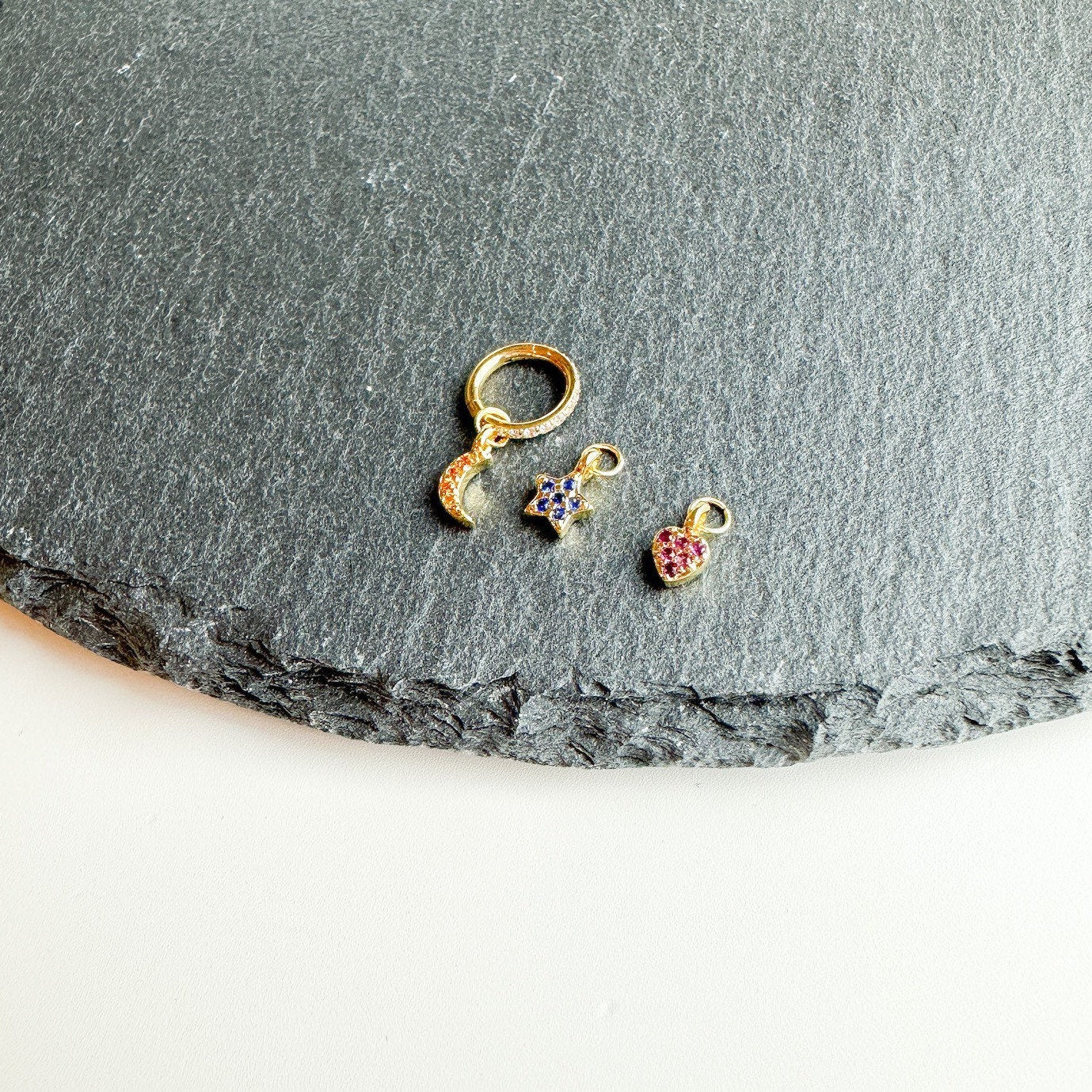 16g 18g Dainty Starry Night Hoop Charm, segment clicker, stainless steel silver or gold, rook huggie, hoop huggies, helix hoop charm 6mm