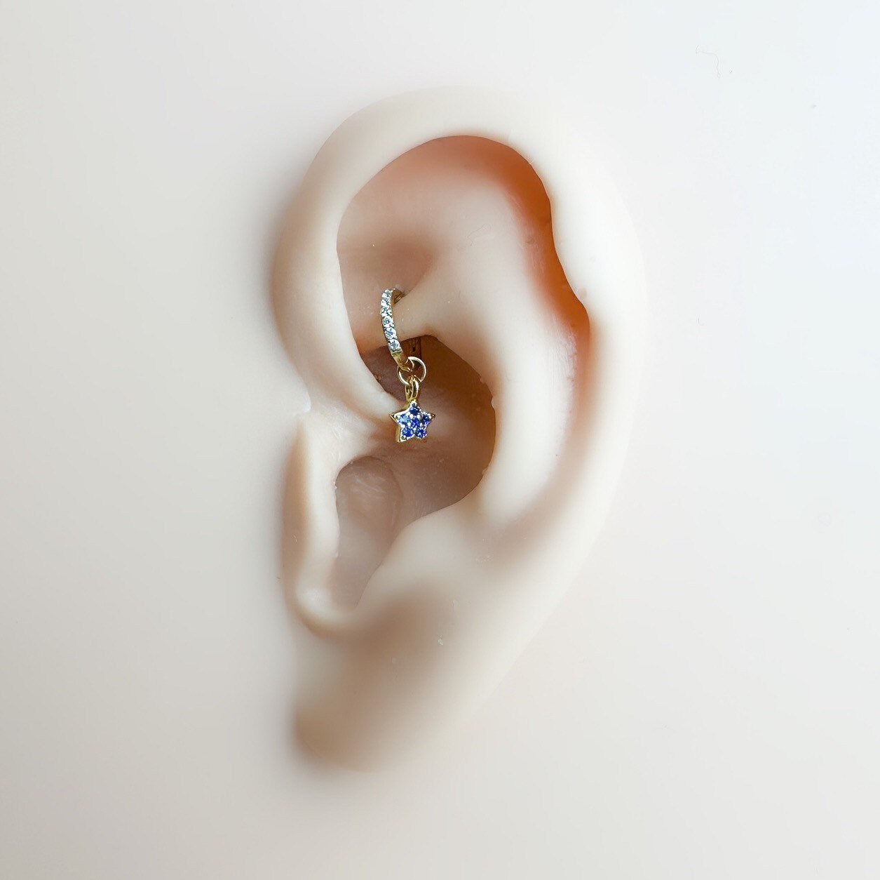 16g 18g Dainty Starry Night Hoop Charm, segment clicker, stainless steel silver or gold, rook huggie, hoop huggies, helix hoop charm 6mm