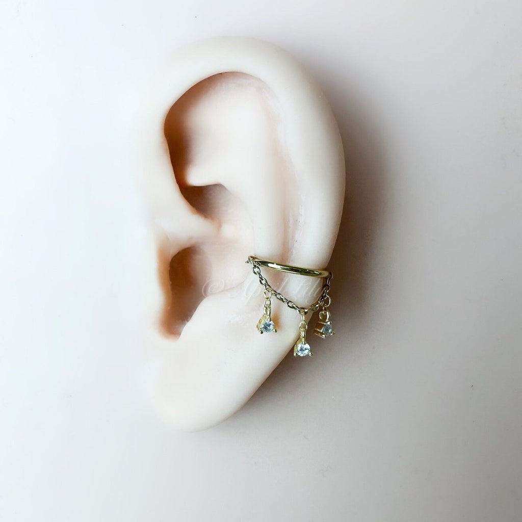 14g 16g 18g 6mm-12mm Emerald CZ Arya Implant Grade F136 Titanium Chain conch hoop, helix hoop, gold hoop, silver clicker hoop, segment ring