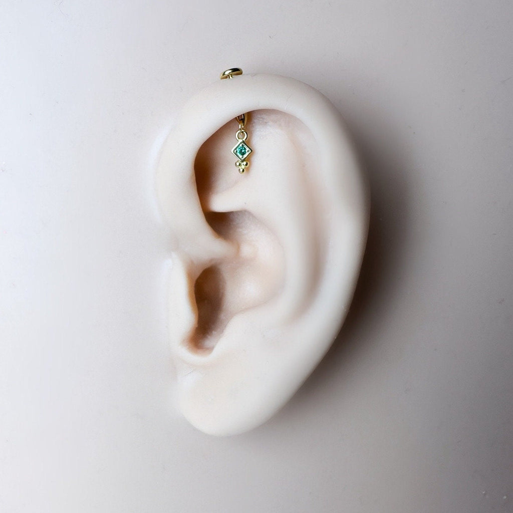 Dainty F136 Titanium 16G Lena Screw Flat Back Vertical Helix Piercing Cartilage Stud Earring, Vertical rook piercing, hidden rook piercing
