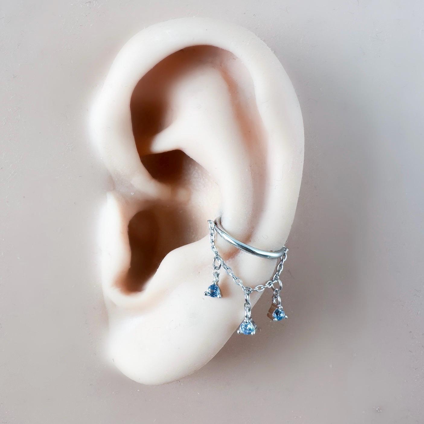 14g 16g 18g 6mm-12mm Emerald CZ Arya Implant Grade F136 Titanium Chain conch hoop, helix hoop, gold hoop, silver clicker hoop, segment ring