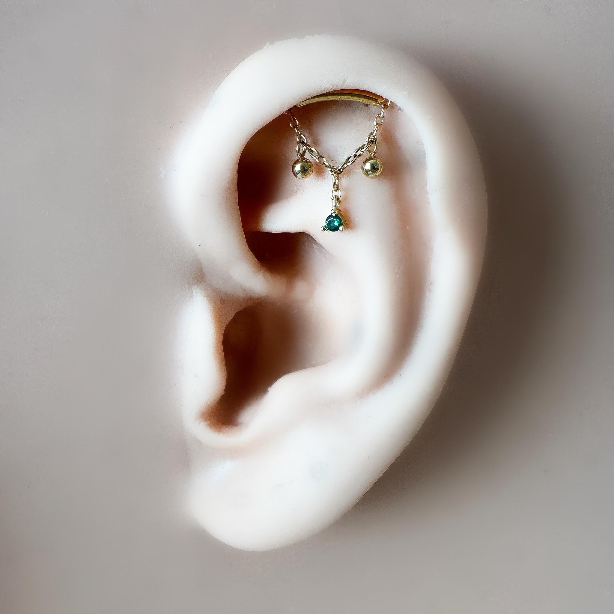 Dainty Hidden Helix Piercing 16g Titanium Selene Gold Sapphire CZ flat piercing, helix labret, cartilage piercing, chain piercing, 6mm, 7mm