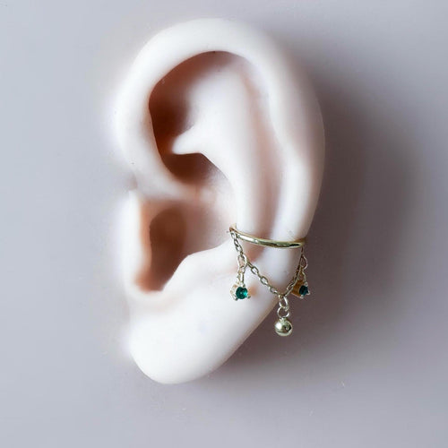 14g 16g 18g 6-12mm Dainty Gold Emerald CZ Mini Selene Charm Titanium Chain Hoop, conch hoop piercing, gold hoop, silver hoop, helix hoop,