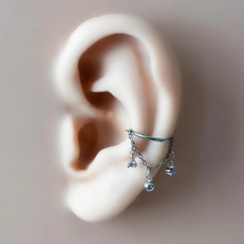 14g 16g 18g 6-12mm Dainty Silver Amethyst CZ Mini Selene Charm Titanium Chain Hoop, conch hoop piercing, gold hoop, silver hoop, helix hoop,