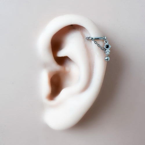 14g 16g 18g 6mm-12mm Amelia Ball Emerald CZ Implant Grade Titanium Chain conch hoop, helix hoop, gold hoop, silver clicker hoop,Segment Ring