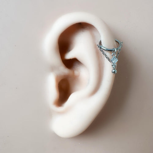 14g 16g 18g 6mm-12mm Amelia Ball Diamond CZ Implant Grade Titanium Chain conch hoop, helix hoop, gold hoop, silver clicker hoop,Segment Ring