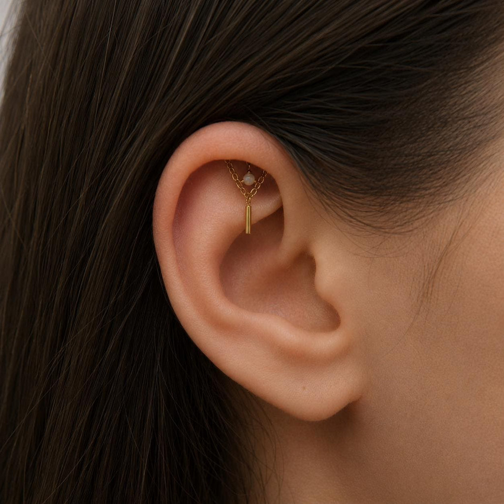 Minimalist Hidden Helix Emerald CZ Chain Dangle Earring | Titanium Cartilage Piercing Jewelry | Flat Piercing