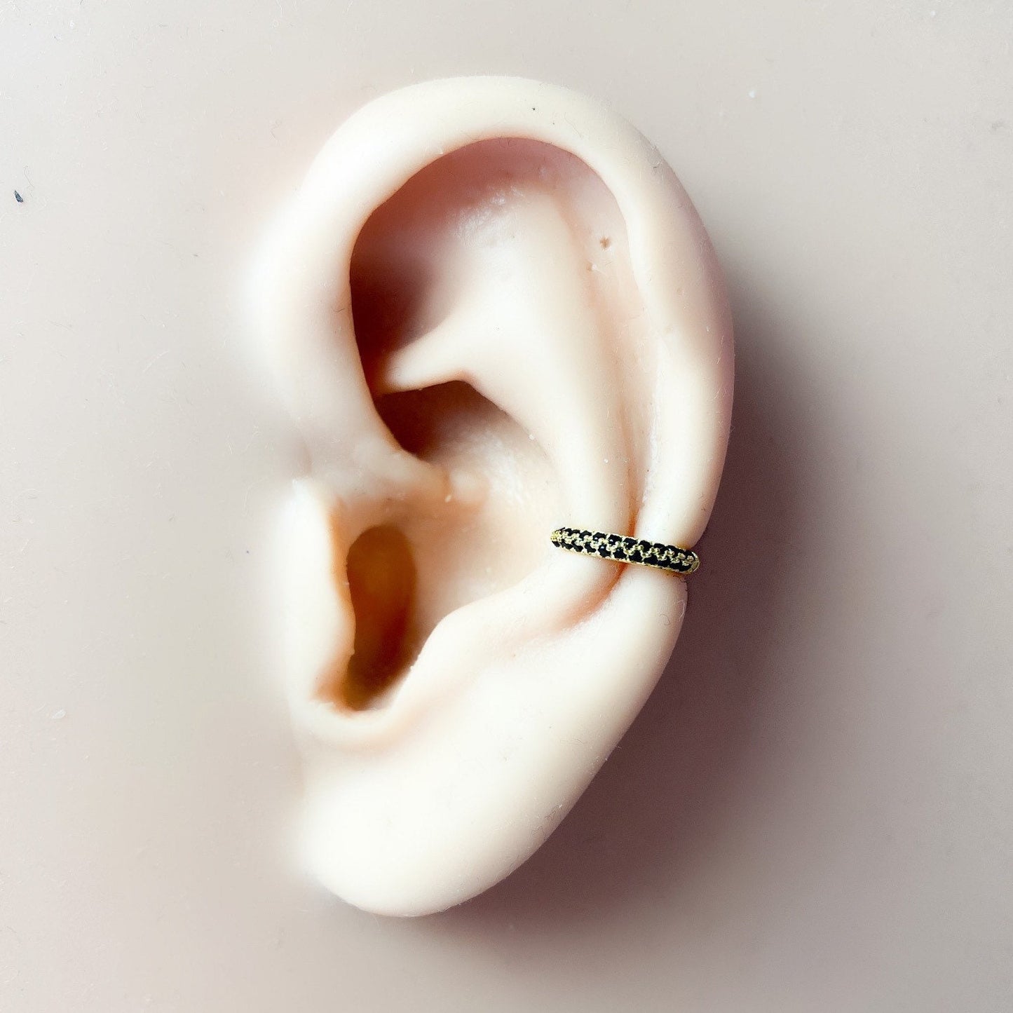 Dainty stackable sapphire cz ear cuff, ear cuff no piercing, gold ear cuff, ear cuff non pierced, fake conch piercing, ear cuffs